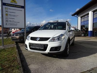 Gebraucht Suzuki SX4 Club 120 PS (88 kW) 2011 Weiß SUV