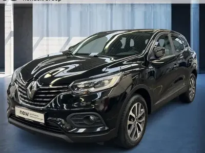 Używany Renault Kadjar Techno 140 KM (102 kW) 2021 Czarny SUV