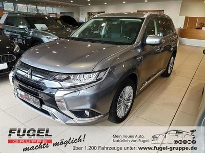 Platinumgrau (m) Gebraucht 2020 Mitsubishi Outlander P-HEV SUV | 18.865 € (Superpreis)