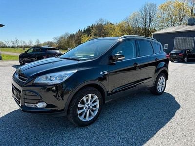 Second-hand Ford Kuga Titanium 179 CP (131 kW) 2016 Negru SUV