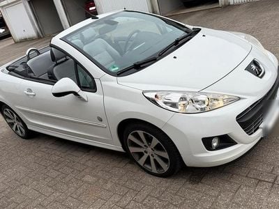 Gebraucht Peugeot 207 CC Roland Garros 120 PS (88 kW) 2012 Weiß Cabrio