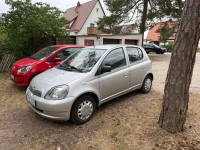 Gebraucht Toyota Yaris Sol 68 PS (50 kW) 1999 Silber Kleinwagen