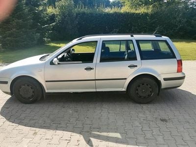 VW Golf IV