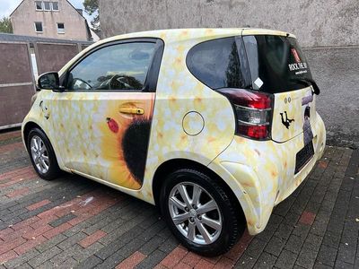 Toyota iQ