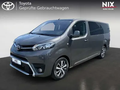 Gebraucht Toyota Proace Verso Comfort 144 PS (105 kW) 2022 Basaltgrau metallic Kombi