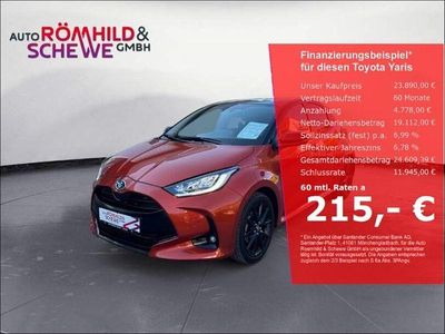 Gebraucht Toyota Yaris Hybrid Style 116 PS (85 kW) 2022 Orange metallic (4r8)/ black mica (209) Kleinwagen
