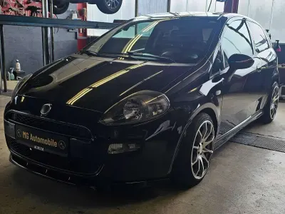 Gebraucht Fiat Punto Abarth 77 PS (56 kW) 2012 Colore esterno Kleinwagen