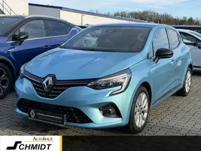 Brugt Renault Clio V Intens 140 HK (102 kW) 2022 Blå Sedan