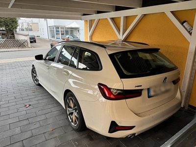 Second-hand BMW 318 150 CP (110 kW) 2022 Alb Break