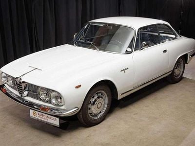 Gebraucht Alfa Romeo 2600 Sprint 145 PS (106 kW) 1964 Weiß Coupé