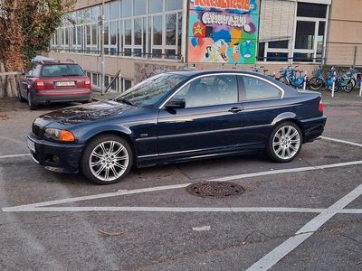 Blau Gebraucht 2001 BMW 320 Sport Line Coupé | 5.000 €