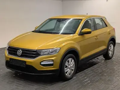 Usata VW T-Roc 150 CV (110 kW) 2018 Giallo SUV