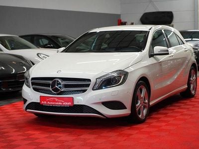 Gebraucht Mercedes A180 Urban 122 PS (89 kW) 2014 Weiß Limousine