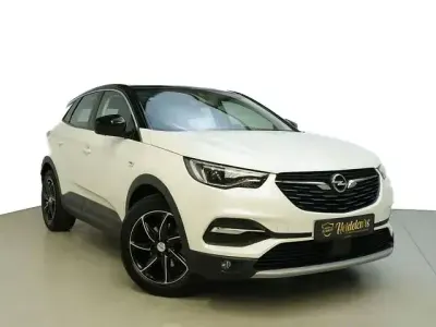 Gebraucht Opel Grandland X Innovation 177 PS (130 kW) 2019 Schwarz SUV