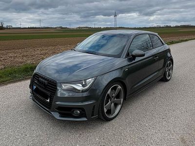 Gebraucht Audi A1 S-Line 185 PS (136 kW) 2013 Grau Kleinwagen