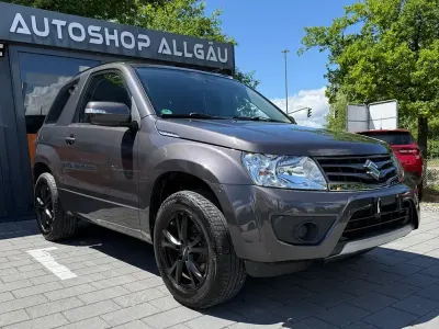 Gebraucht Suzuki Grand Vitara Comfort 166 PS (122 kW) 2015 Grau SUV