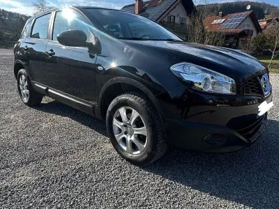 Gebraucht Nissan Qashqai 141 PS (103 kW) 2010 Schwarz SUV