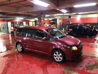 gebraucht VW Touran 1.6 tdi Automatik 7 Sitzer Vollleder/ Motor 110.000km