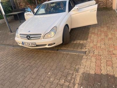 Begagnad Mercedes CLS320 224 HK (164 kW) 2008 Vit Sedan