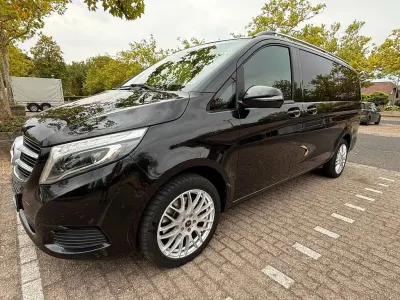 Gebraucht Mercedes V220 163 PS (119 kW) 2017 Schwarz Van / Kleinbus