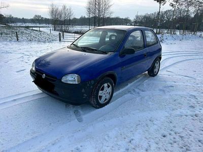 Gebraucht Opel Corsa 45 PS (33 kW) 1996 Blau Kleinwagen
