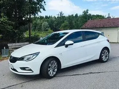 Gebraucht Opel Astra Active 110 PS (80 kW) 2019 Weiß Limousine