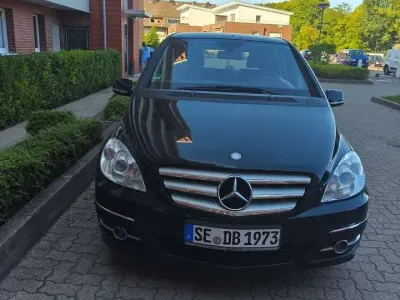 Gebraucht Mercedes 180 23 PS (16 kW) 2008 Limousine