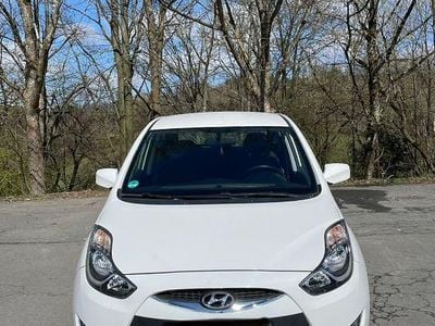 Second-hand Hyundai ix20 Edition 90 CP (66 kW) 2014 Alb Hatchback