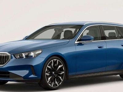 Phytonicblau metallic Neu 2026 BMW 520 Kombi | 49.990 €