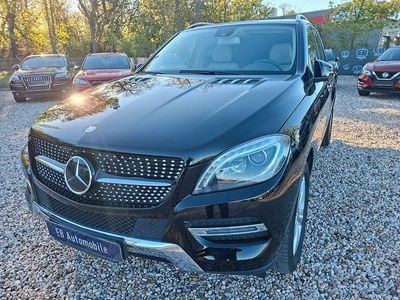 Second-hand Mercedes ML350 258 CP (189 kW) 2012 Negru SUV