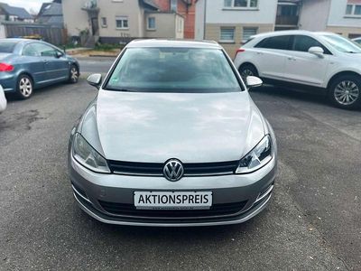 Gebraucht VW Golf VII Trendline 105 PS (77 kW) 2014 Tungsten silver Limousine