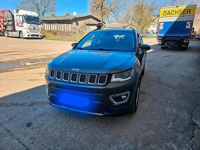 Gebraucht Jeep Compass Limited 140 PS (102 kW) 2018 Braun SUV