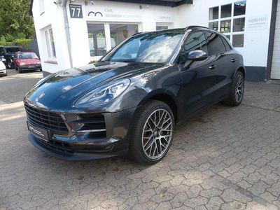 Grau Gebraucht 2019 Porsche Macan S SUV | 46.990 € (Guter Preis)