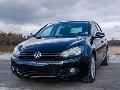Gebraucht VW Golf VI Style 105 PS (77 kW) 2011 Schwarz Kleinwagen