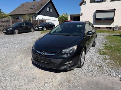 Gebraucht Opel Astra 140 PS (102 kW) 2013 Schwarz Kombi