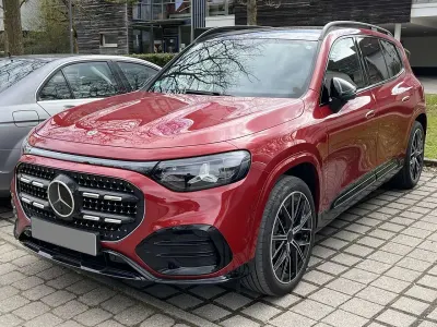 Gebraucht Mercedes GLB250 Premium 200 kW (272 PS) 2026 Rot SUV