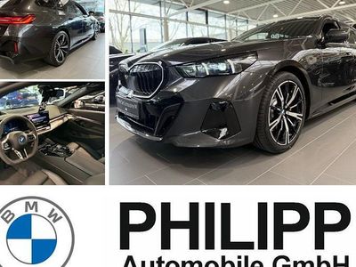 Neu BMW 530e Comfort Edition 299 PS (219 kW) 2026 Sophistograu brillanteffekt Kombi