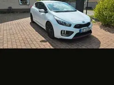 Gebraucht Kia ProCeed GT-Track 204 PS (150 kW) 2018 Weiß Limousine