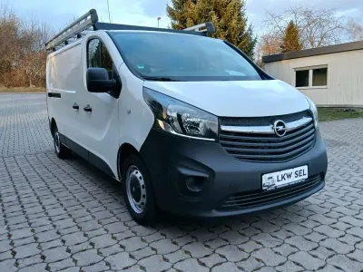Gebraucht Opel Vivaro 120 PS (88 kW) 2016 Weiß Van / Kleinbus