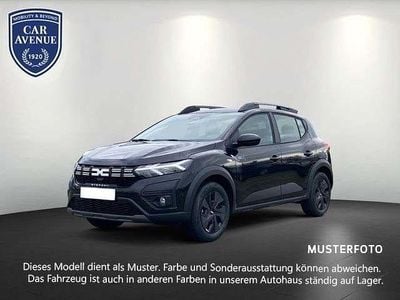 Gebraucht Dacia Lodgy Stepway 131 PS (96 kW) 2021 Ironblau (blau) Van / Kleinbus