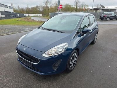 Gebraucht Ford Fiesta Trend 101 PS (74 kW) 2018 Blau Kleinwagen
