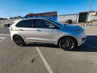 Begagnad Ford Edge ST-Line 209 HK (153 kW) 2018 Grå SUV