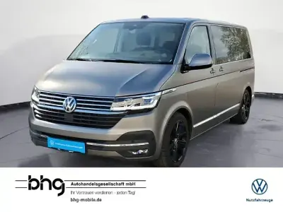 Używany VW Multivan Highline 204 KM (150 kW) 2023 Beżowy Minivan
