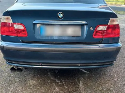 Gebraucht BMW 325 192 PS (141 kW) 2001 Blau Limousine