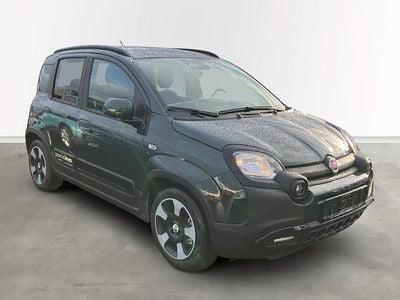 Nouă Fiat Panda Cross 65 CP (47 kW) 2026 Verde Hatchback