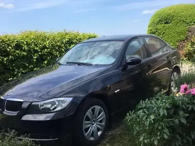 Gebraucht BMW 318 129 PS (94 kW) 2005 Schwarz Limousine