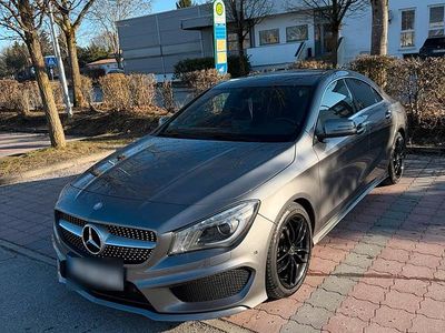 Gebraucht Mercedes CLA180 AMG line 122 PS (89 kW) 2015 Grau Limousine