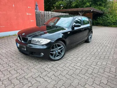 Gebraucht BMW 116 M Sport 122 PS (89 kW) 2009 Schwarz Kleinwagen