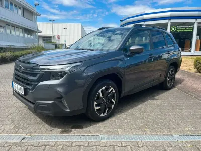 Occasion Subaru Forester Exclusive+ 136 ch (100 kW) 2025 Gris SUV