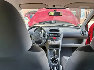 Gebraucht Citroën C1 58 PS (42 kW) 2011 Rot Kleinwagen